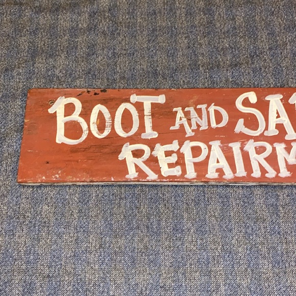 VTG Boot and Saddle Repairman wooden sign. 22 1/2 x 5 1/2 - Picture 3 of 9